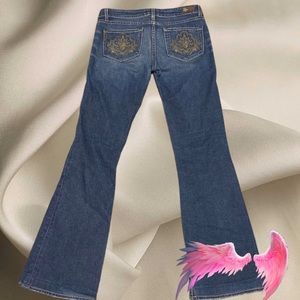 Paige jeans. Embellished pockets. Premium denim